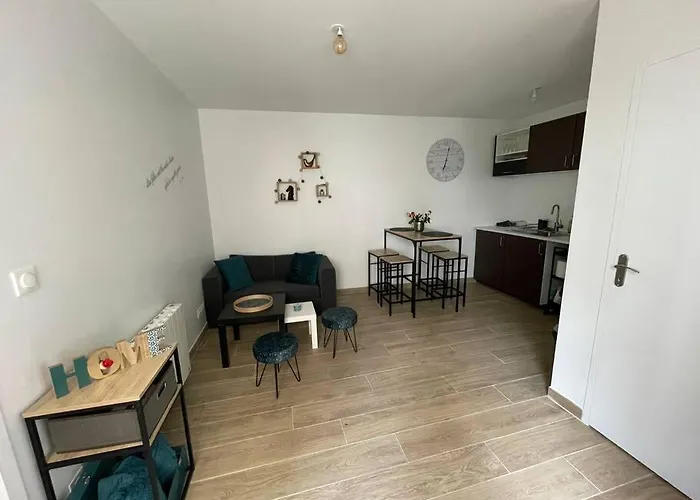 Port De Apartment Caen